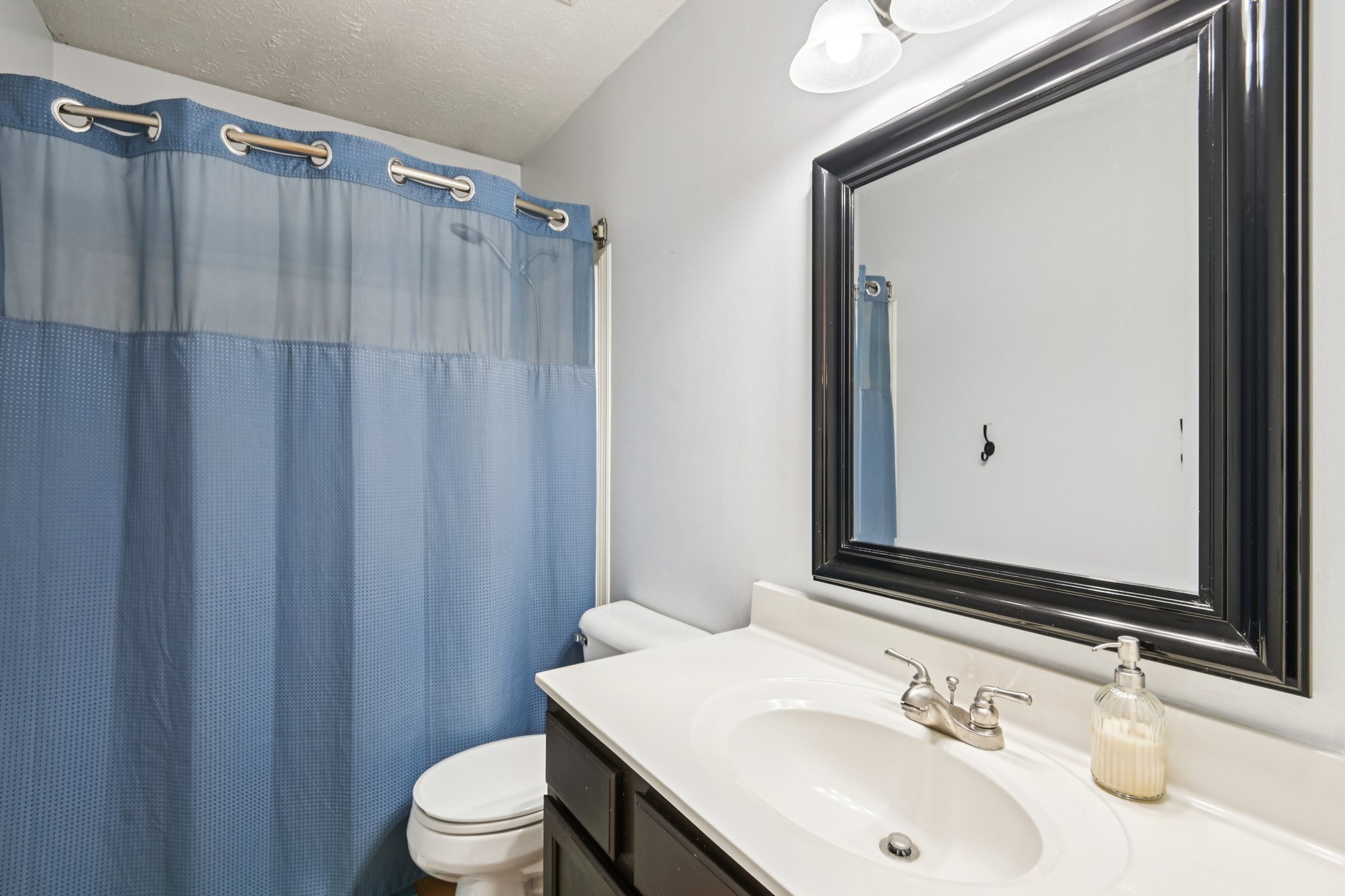 Traverse Pl-S0804-039.jpg