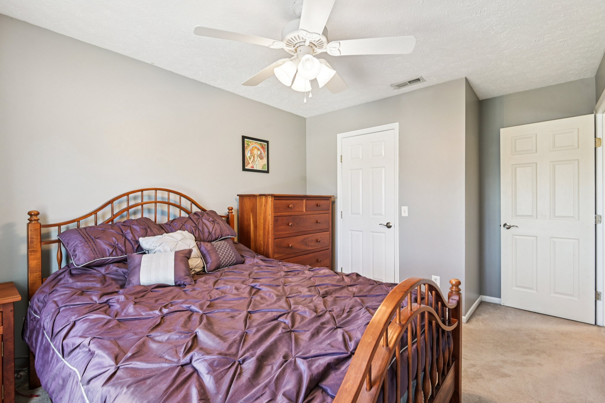 Traverse Pl-S0804-043.jpg