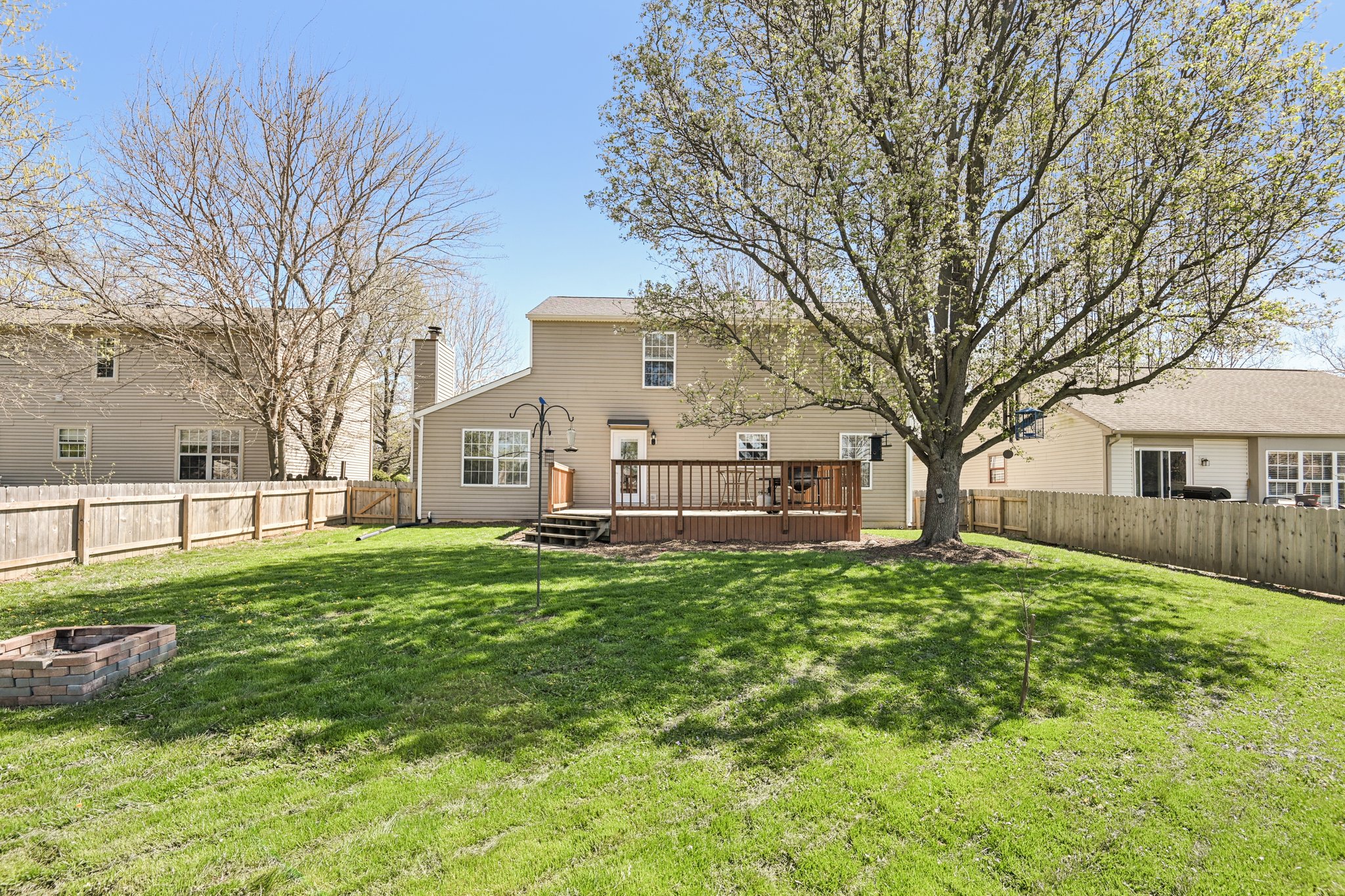 Traverse Pl-S0804-053.jpg