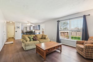 Traverse Pl-S0804-013.jpg