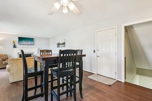 Traverse Pl-S0804-018.jpg