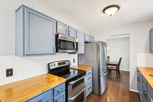 Traverse Pl-S0804-022.jpg