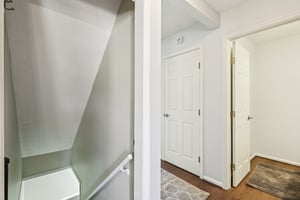 Traverse Pl-S0804-025.jpg