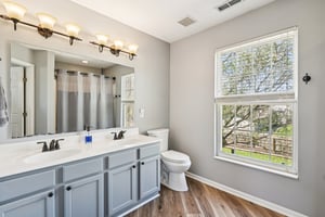 Traverse Pl-S0804-035.jpg