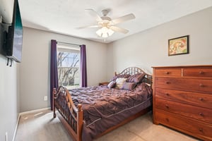 Traverse Pl-S0804-042.jpg