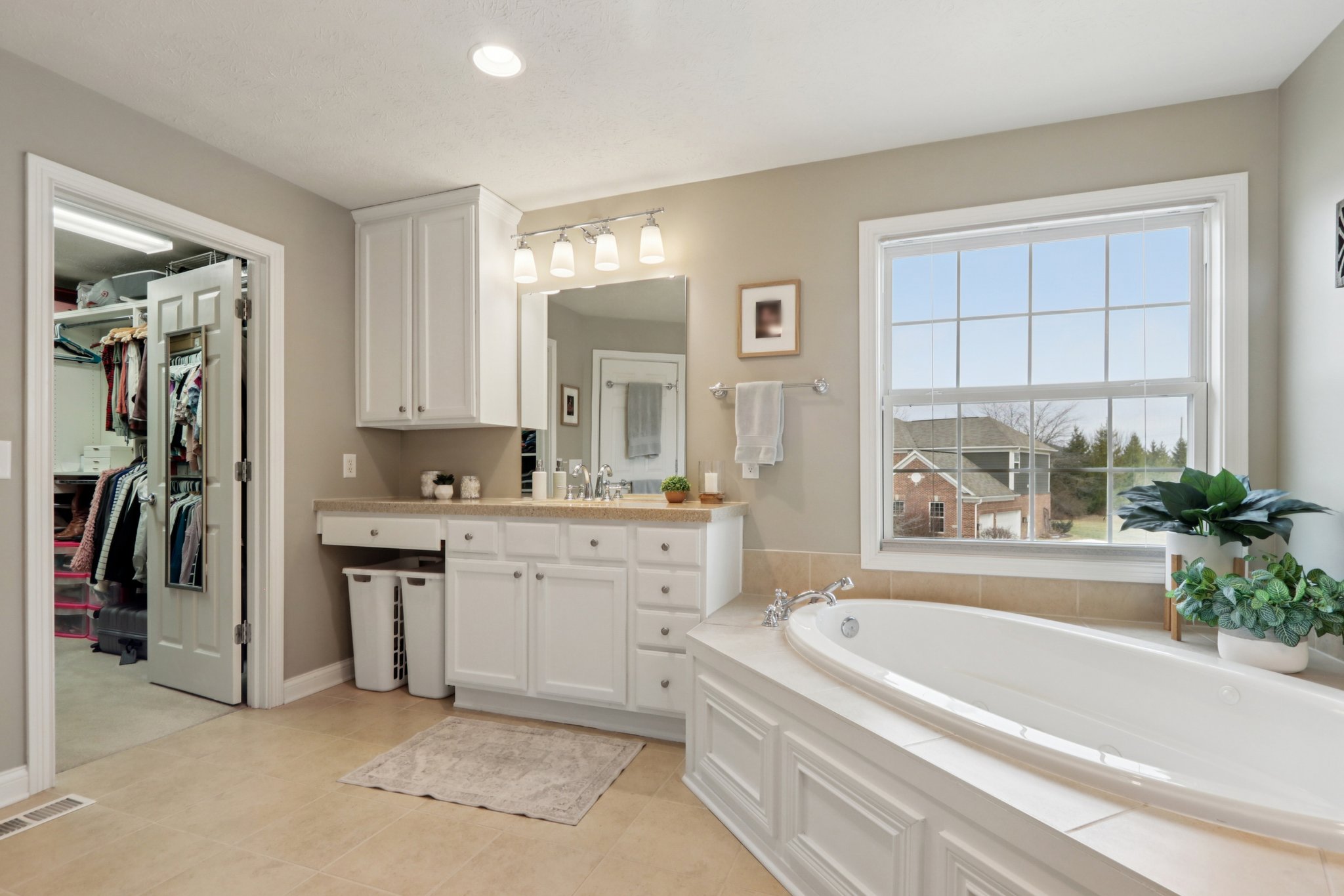 Talon Crest Dr-S1802-056.jpg