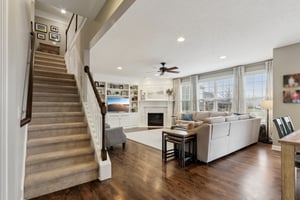 Talon Crest Dr-S1802-014.jpg