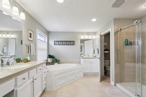 Talon Crest Dr-S1802-055.jpg