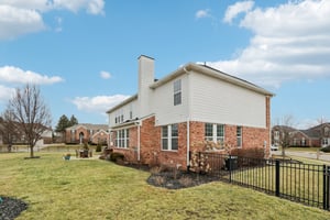 Talon Crest Dr-S1802-078.jpg