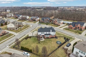 Talon Crest Dr-S1802-092.jpg