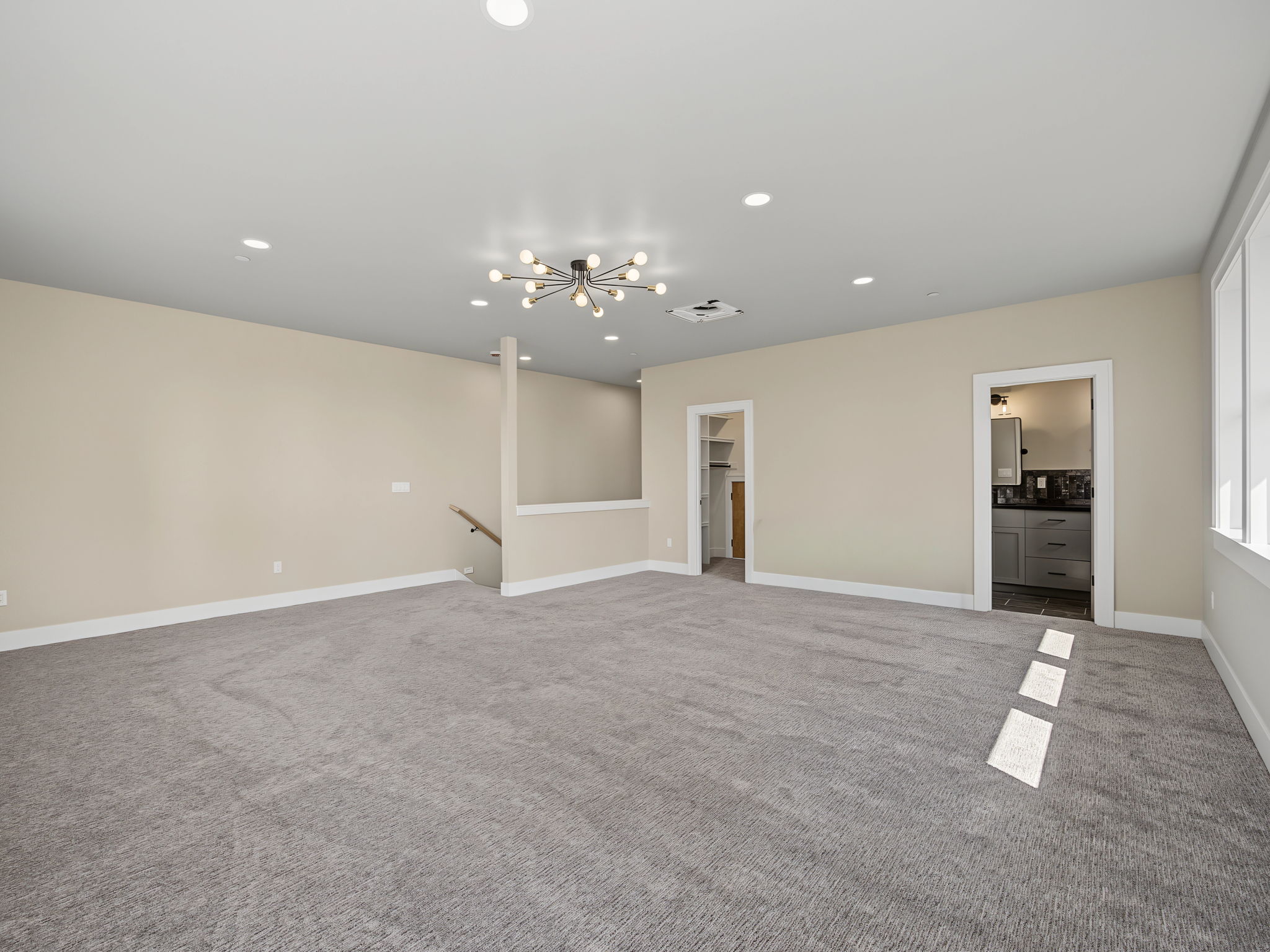  Photo 84