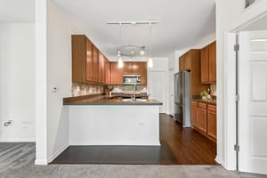 Chesterton Dr-S0408-010.jpg