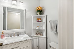 21_Interior