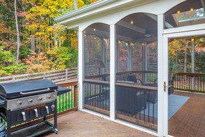 12490 Falkirk Dr, Fairfax, VA 22033, USA Photo 8