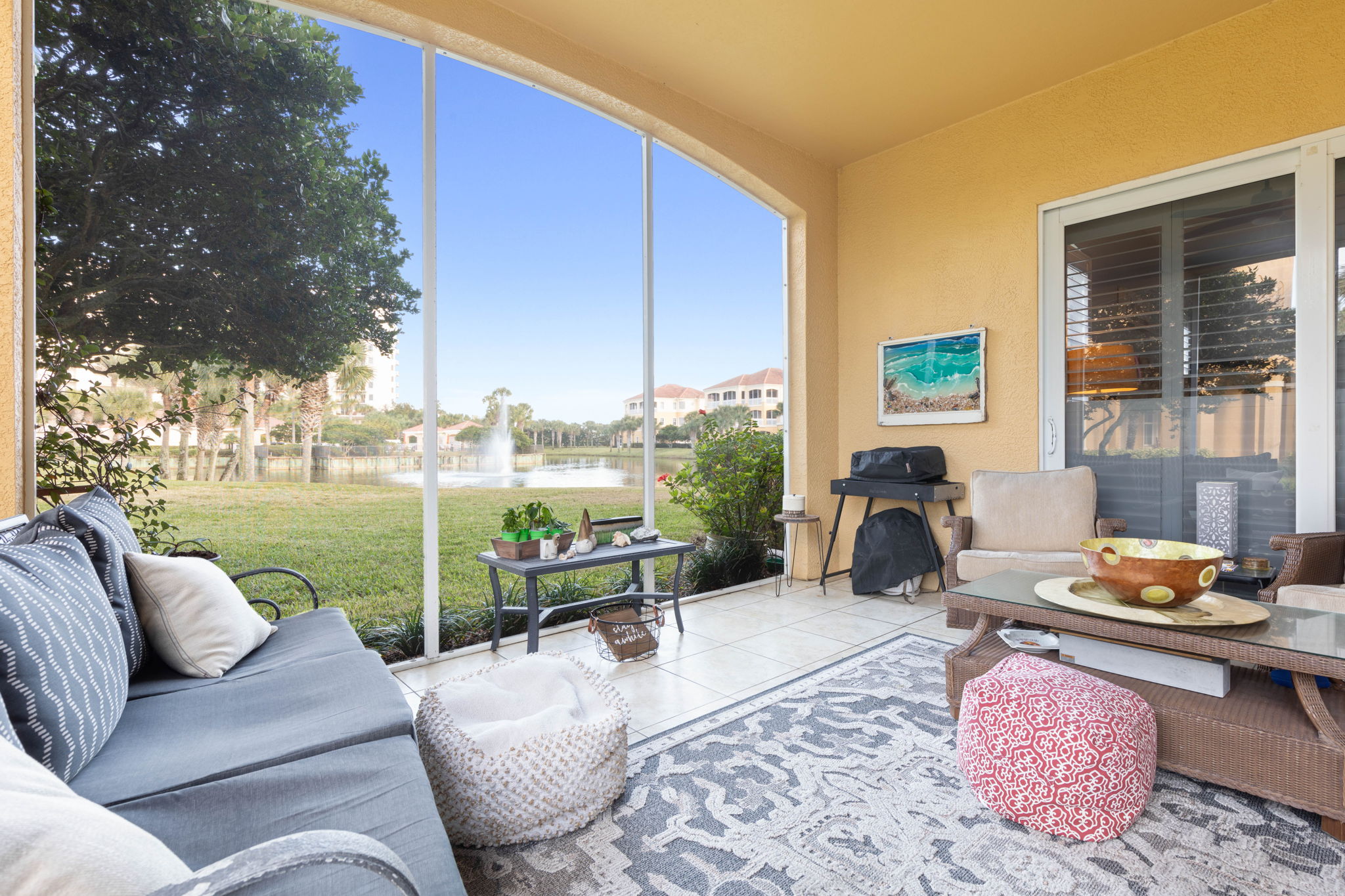 Screened-in Porch