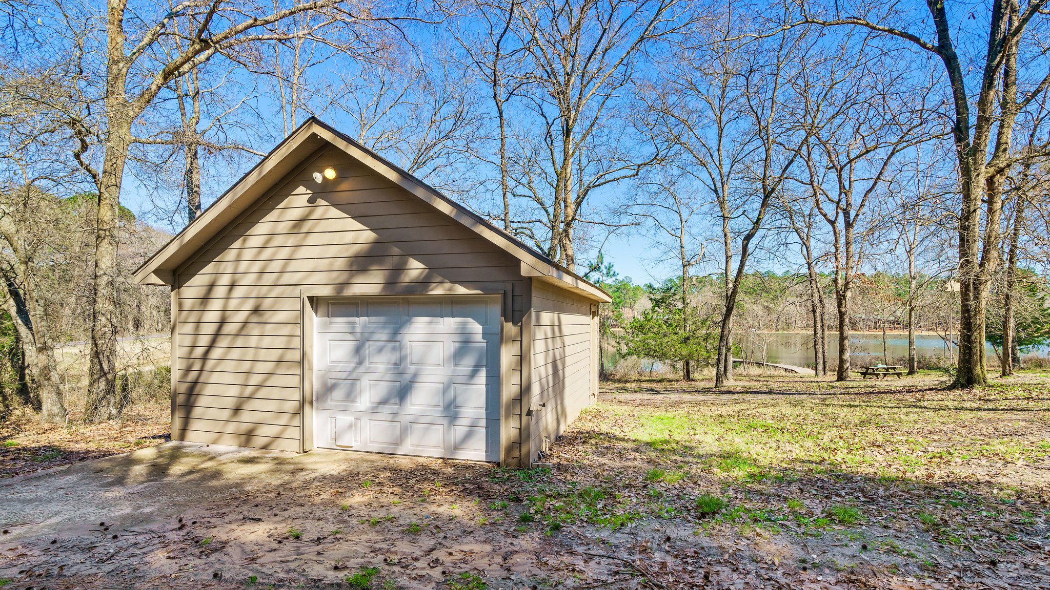 Dogwood Cir, Texas 77320, USA Photo 30