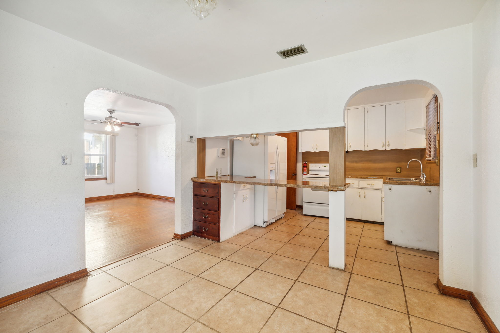 Dining Room/Kitchen