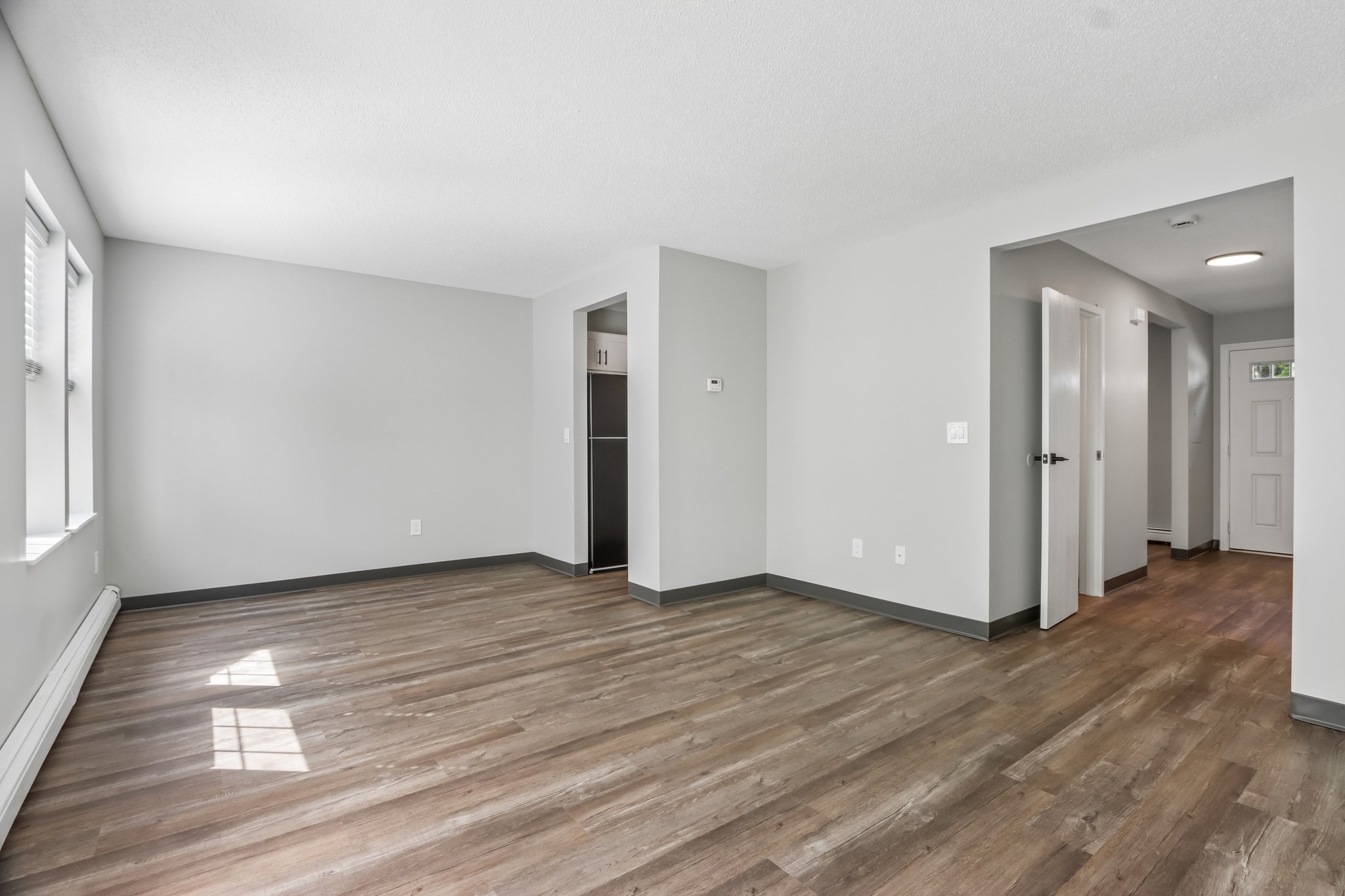 125 Eastgate Way 89-S3006-008.jpg
