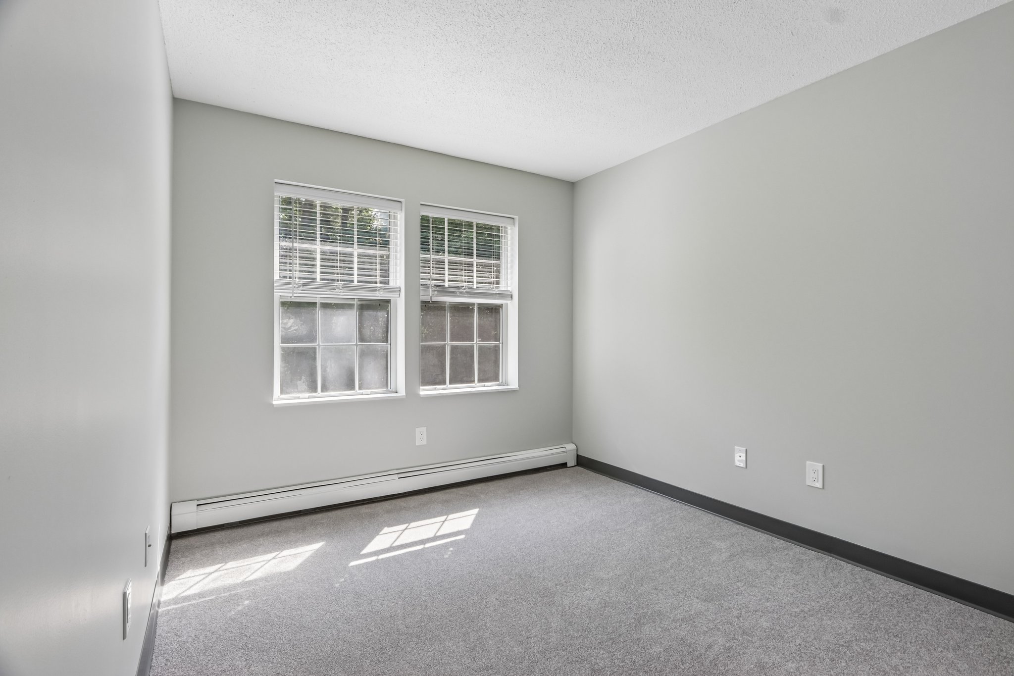 125 Eastgate Way 89-S3006-020.jpg
