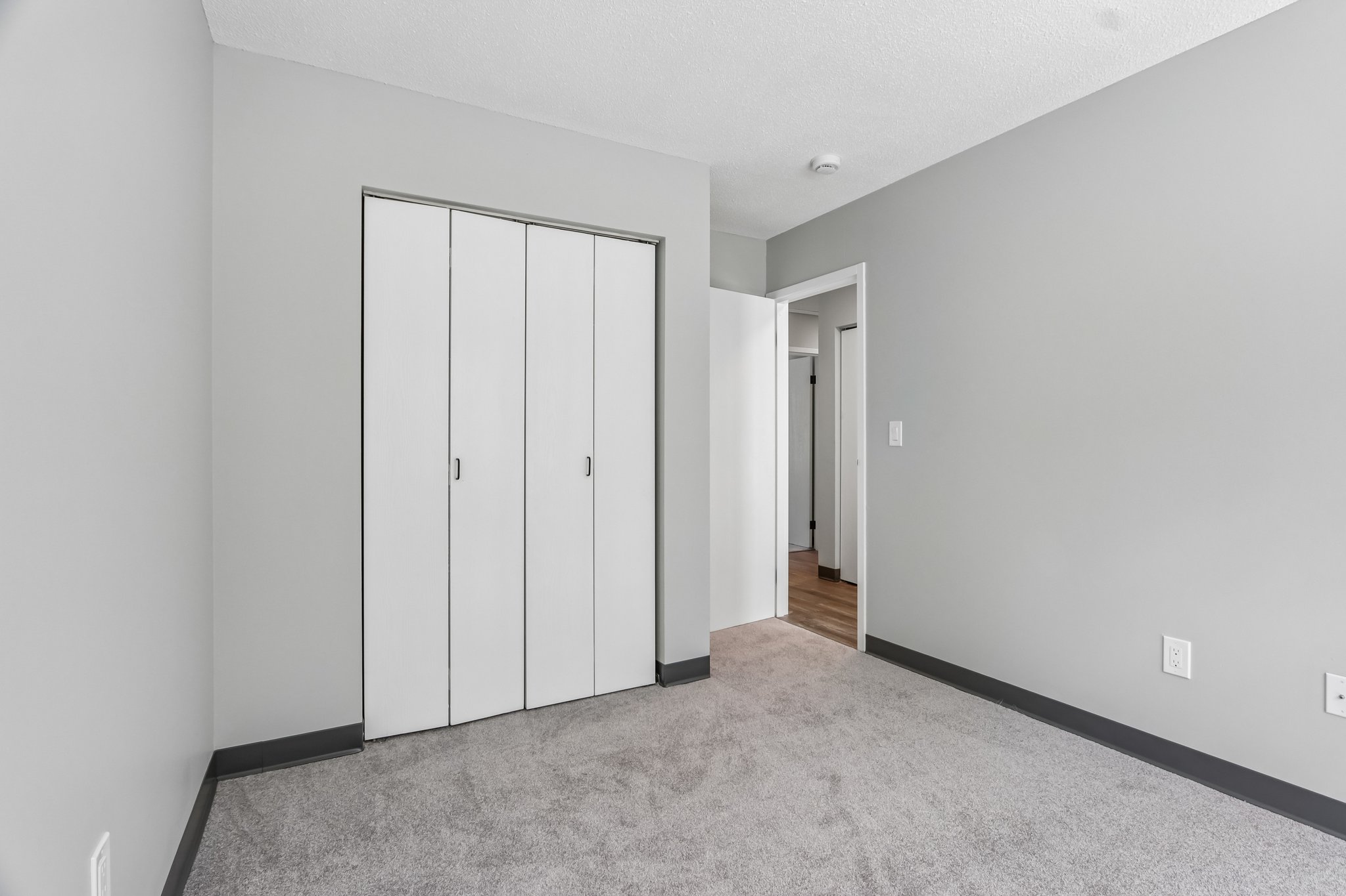 125 Eastgate Way 89-S3006-021.jpg
