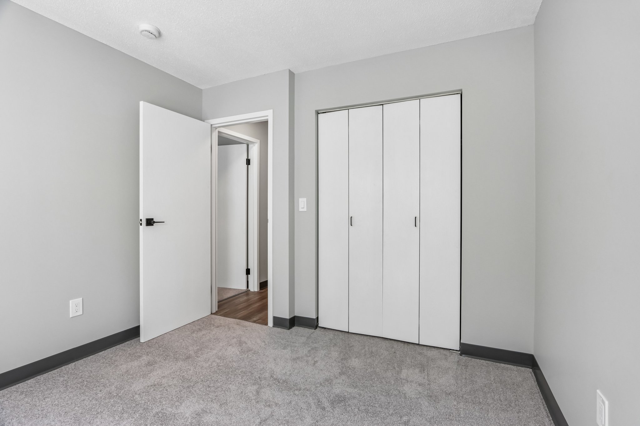 125 Eastgate Way 89-S3006-023.jpg