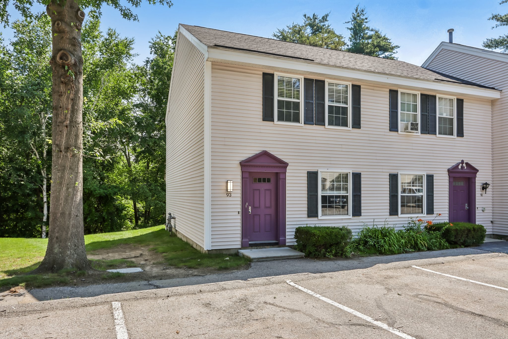 125 Eastgate Way 93-S3006-002.jpg