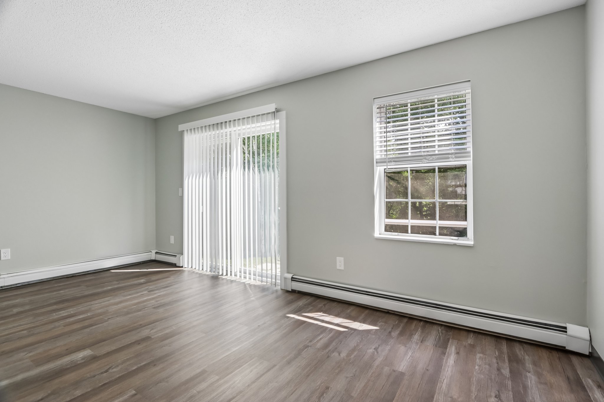 125 Eastgate Way 93-S3006-006.jpg