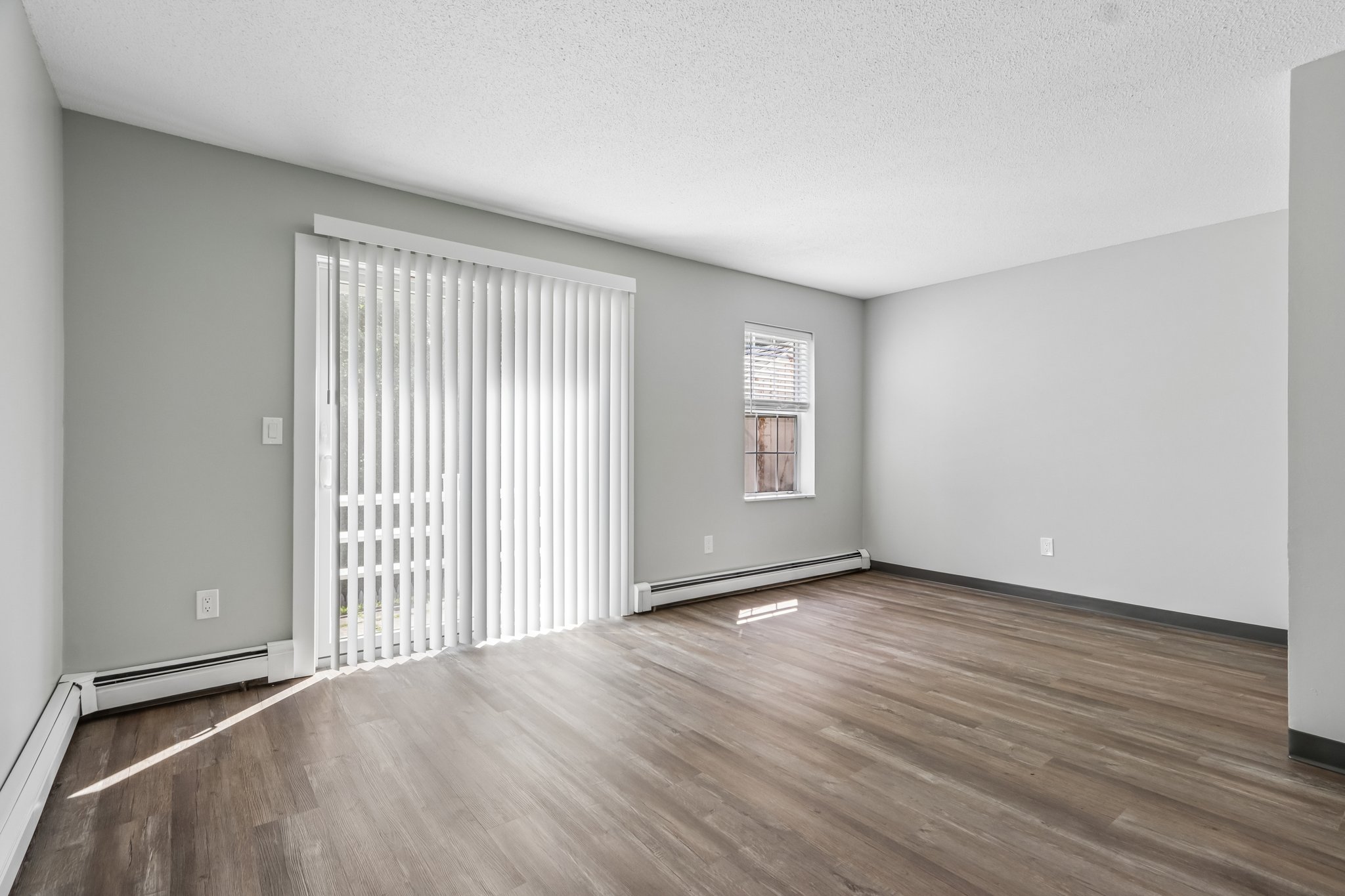 125 Eastgate Way 93-S3006-008.jpg