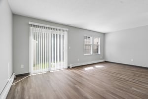 125 Eastgate Way 89-S3006-007.jpg