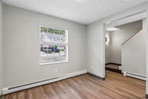 125 Eastgate Way 93-S3006-009.jpg