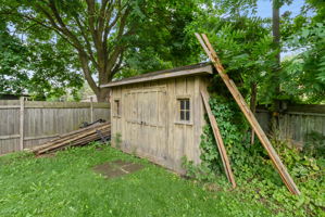  Photo 40
