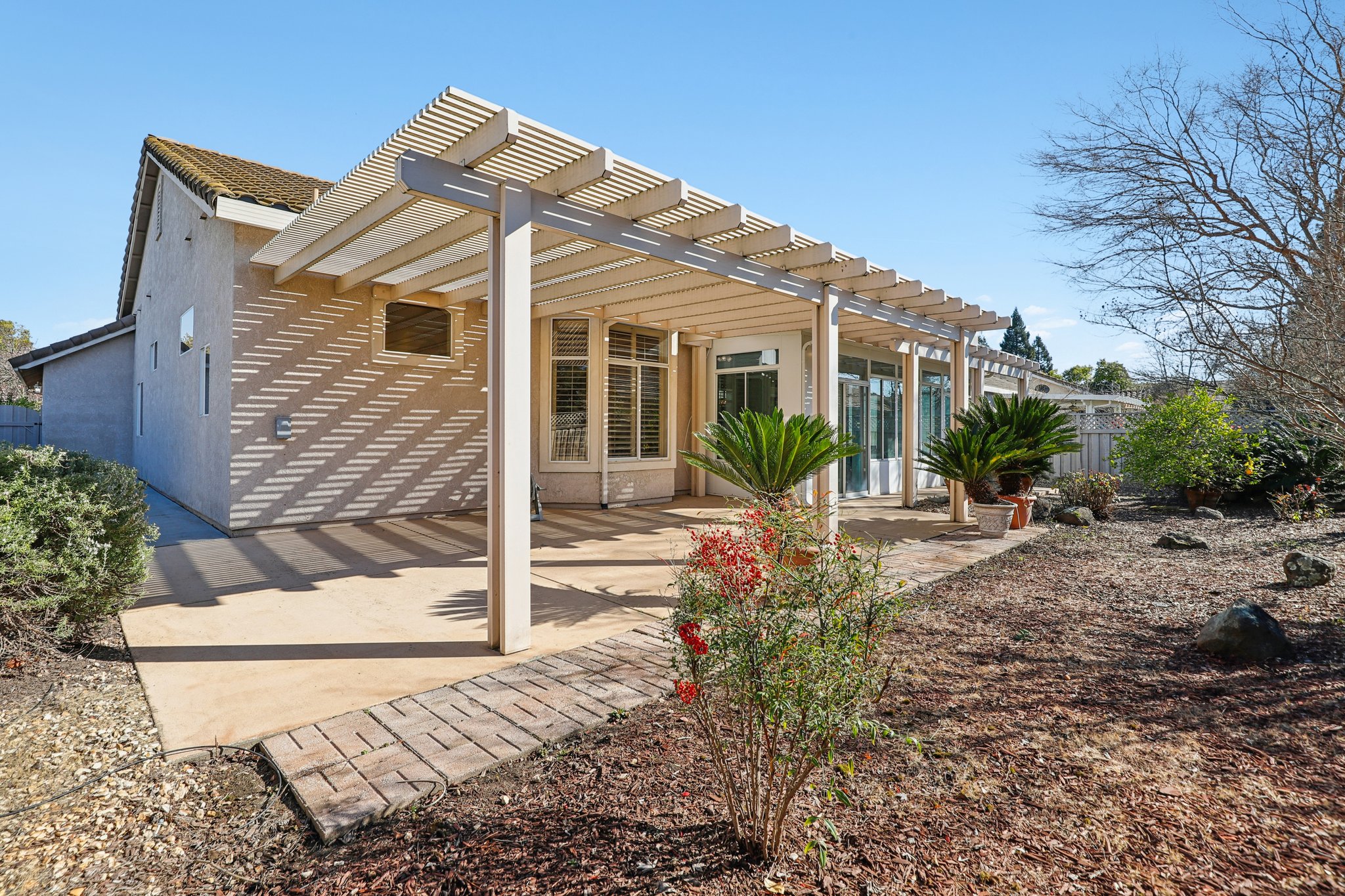 Fridays Station Ct-S1402-044.jpg