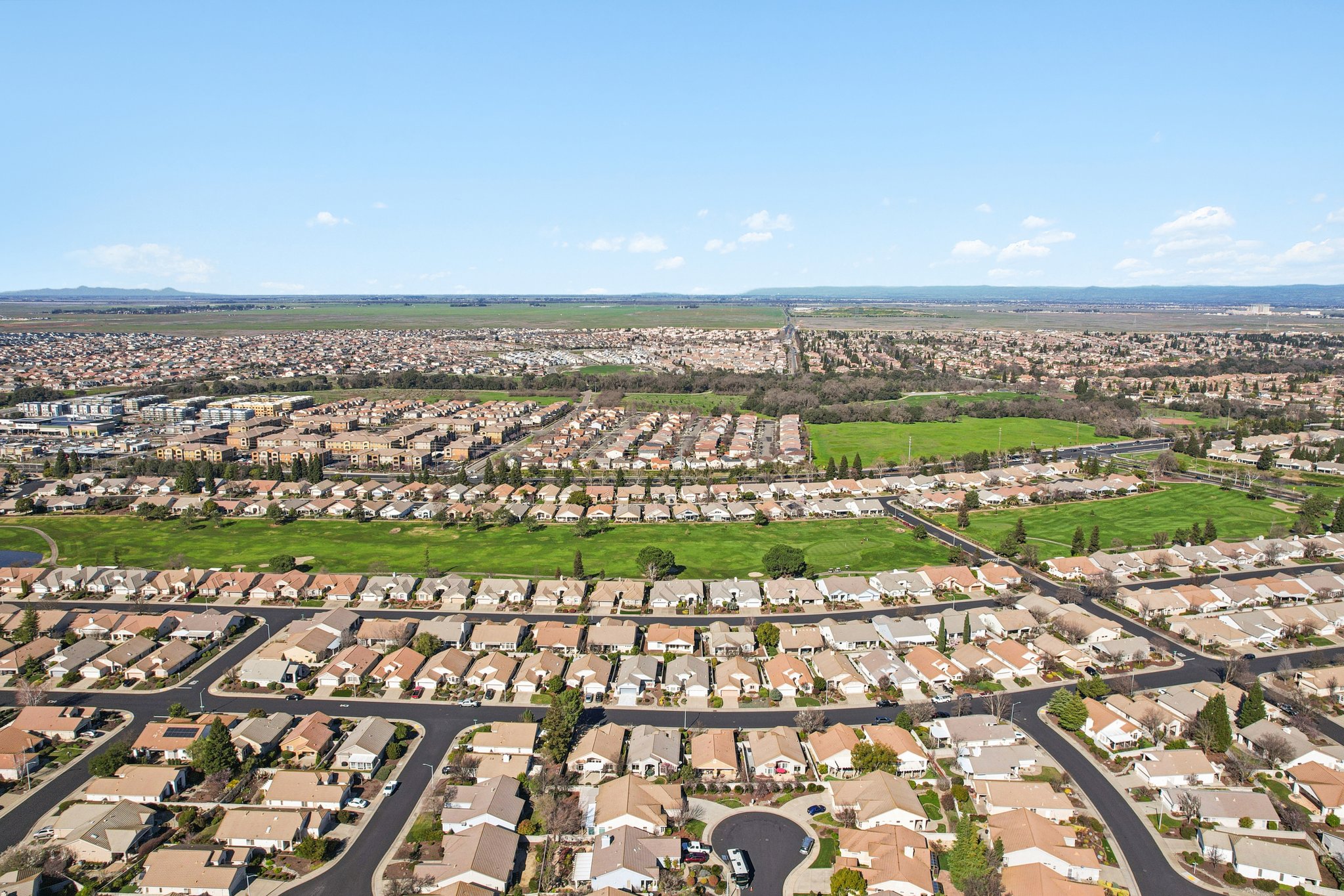 Fridays Station Ct-S1402-047.jpg