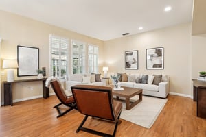 Fridays Station Ct-S1402-006.jpg