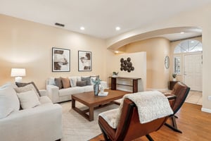 Fridays Station Ct-S1402-007.jpg