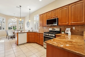 Fridays Station Ct-S1402-014.jpg