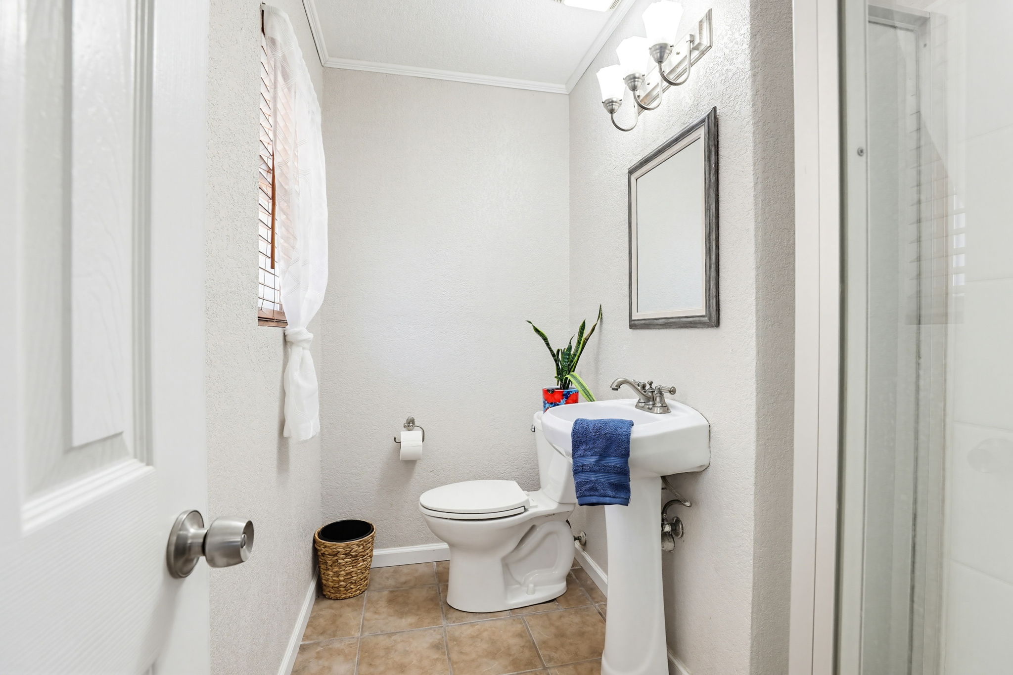  Photo 21