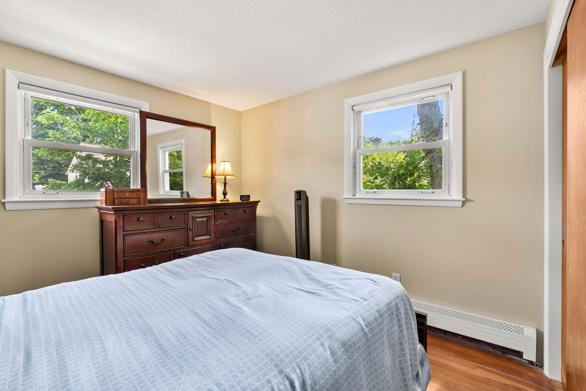 125 Hoyt Ave, Lowell, MA 01852, USA Photo 17