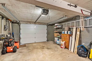 125 Hoyt Ave, Lowell, MA 01852, USA Photo 34