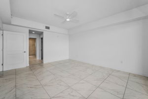 Master Bedroom1e