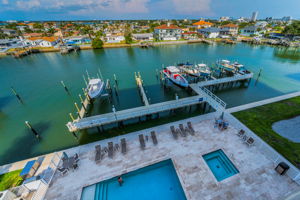Pool, Docks and Water View4