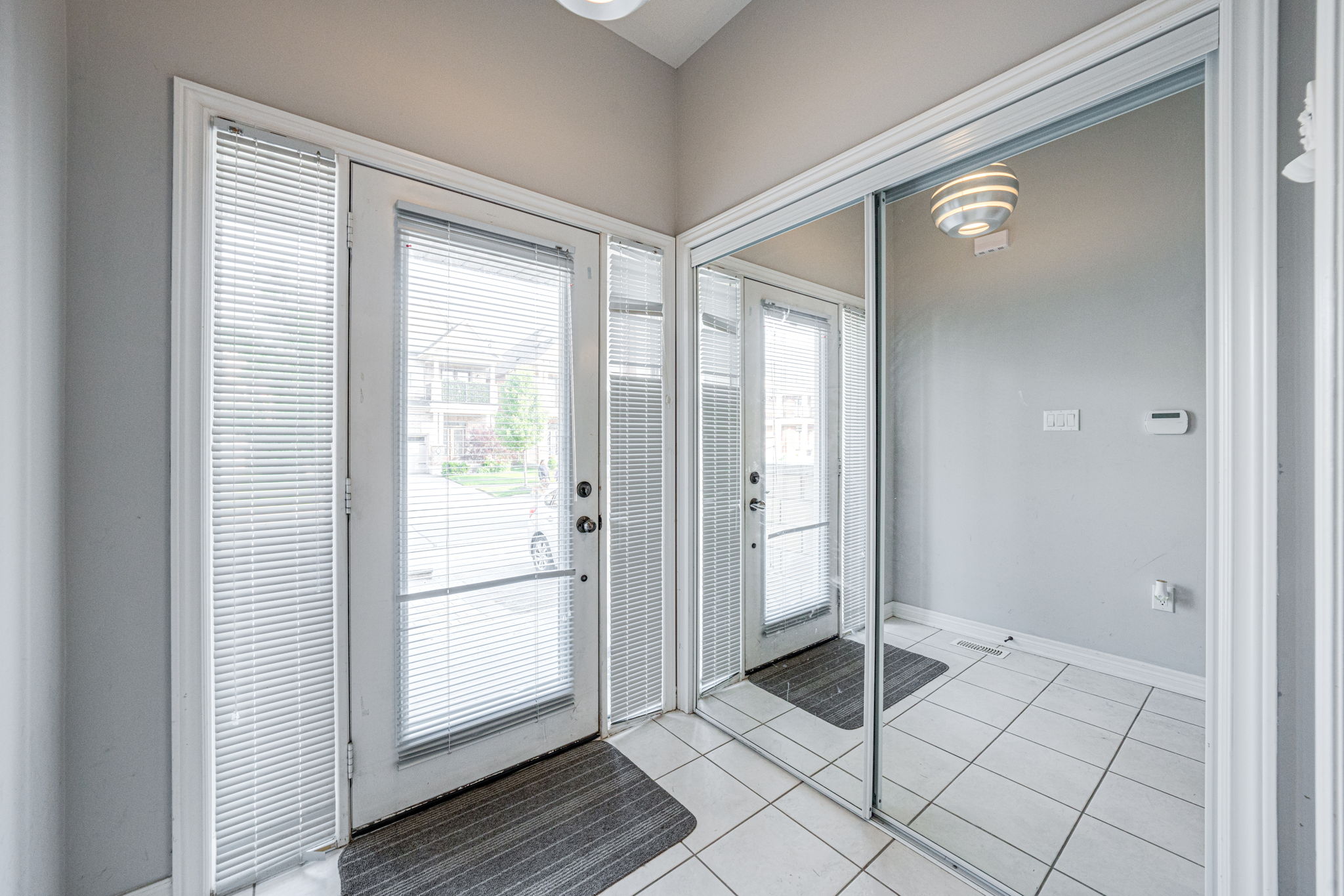 125 John Davis Gate Whitchurch-Stouffville, ON L4A 0B3