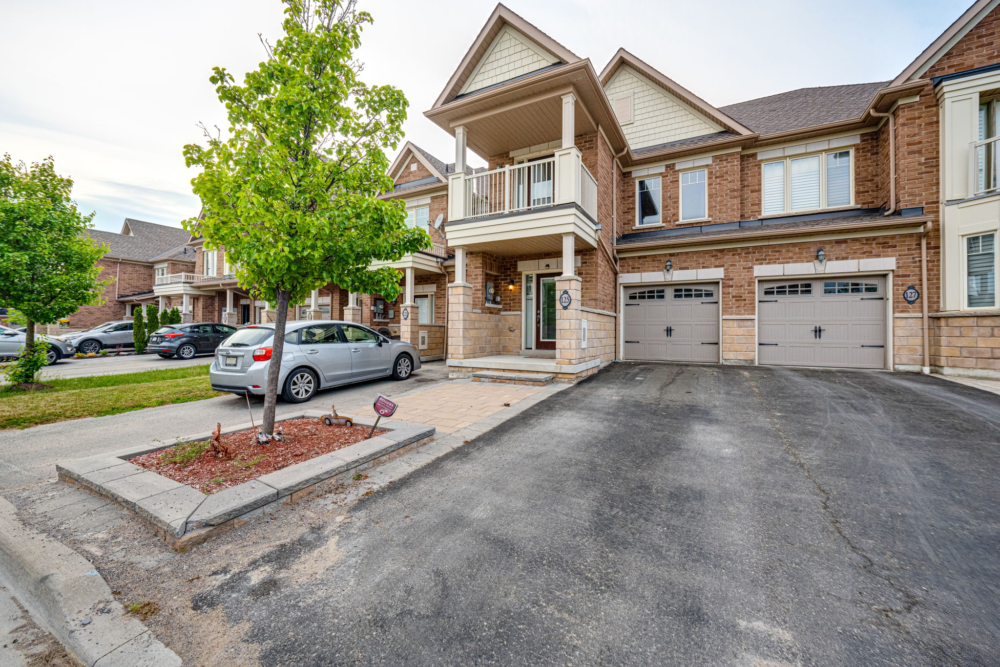 125 John Davis Gate Whitchurch-Stouffville, ON L4A 0B3