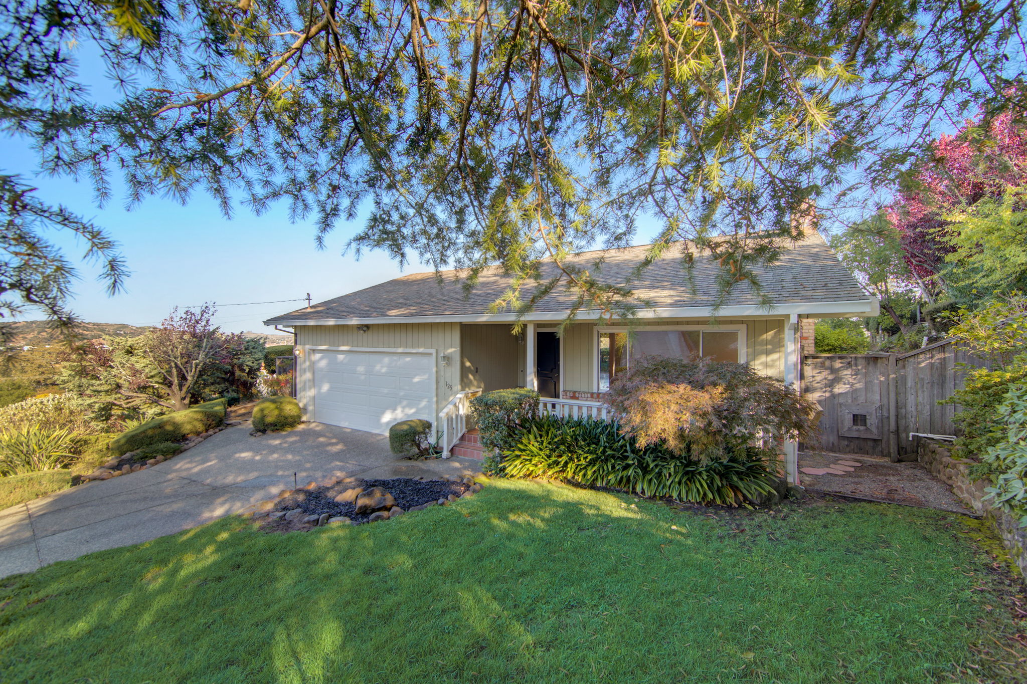 125 Kaden Drive Novato, CA 94947 | ShowingTime+ Listing Media Services