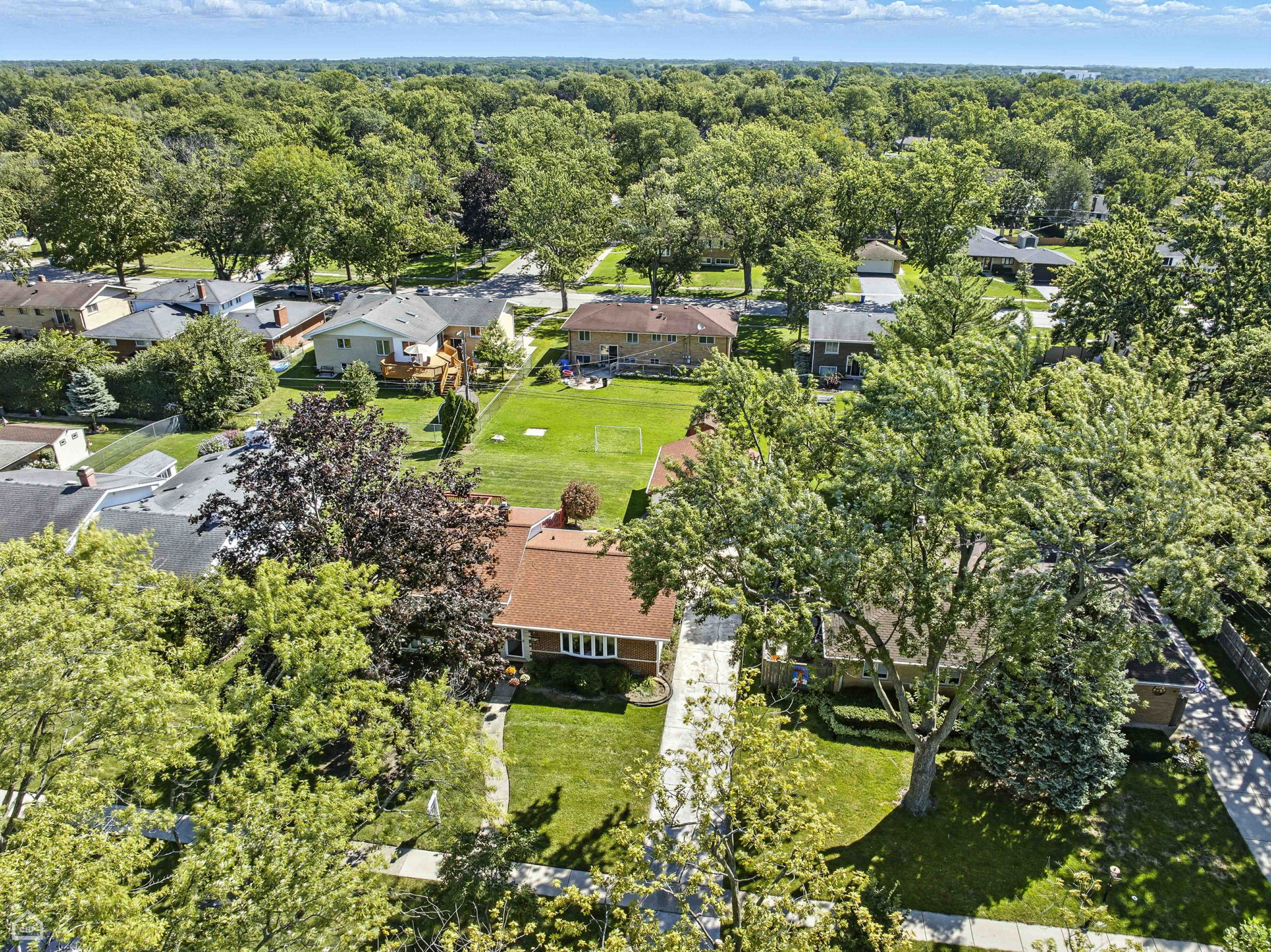 125 N Stratton Ln_003