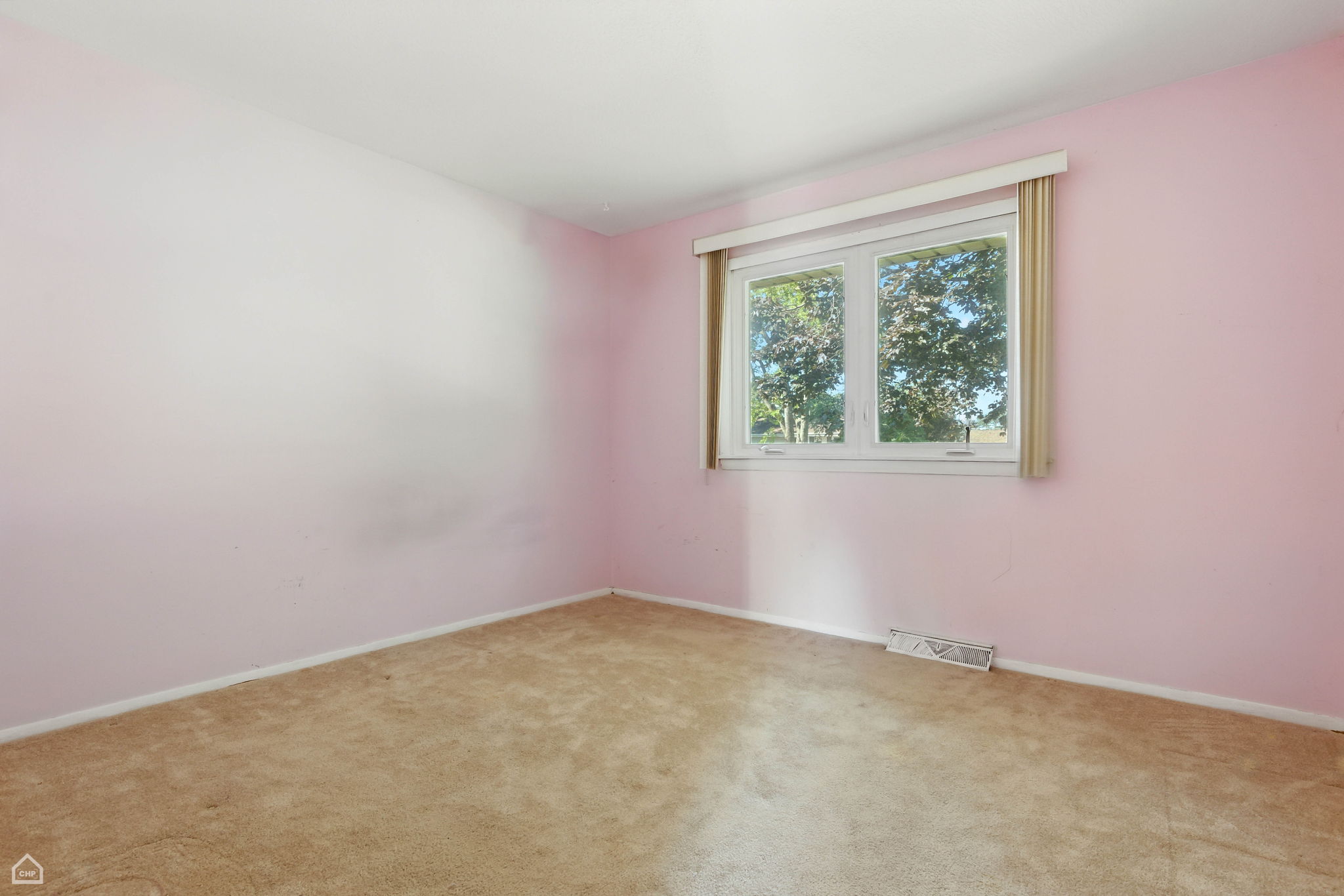 125 N Stratton Ln_021