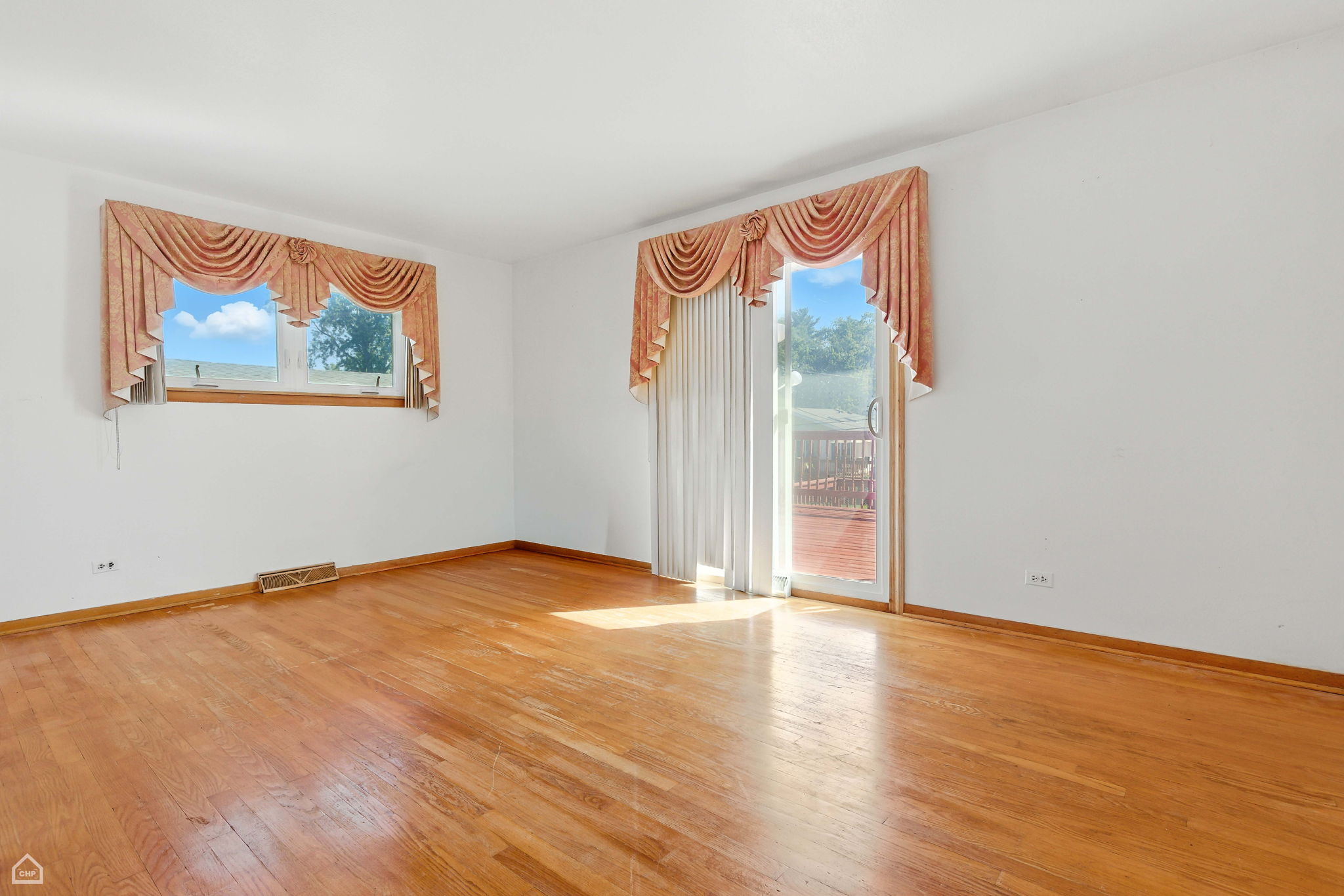 125 N Stratton Ln_024