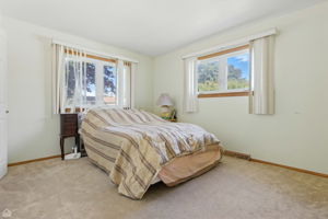 125 N Stratton Ln_025