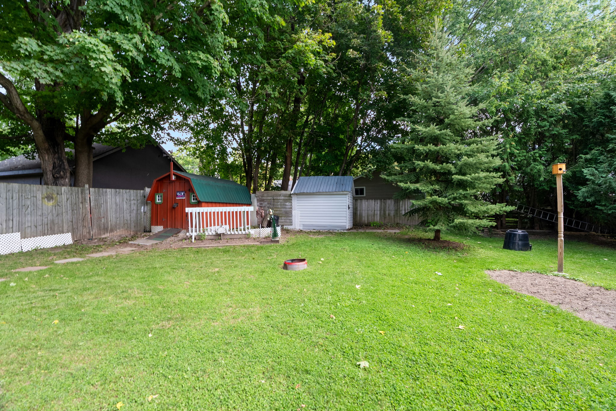  Photo 26