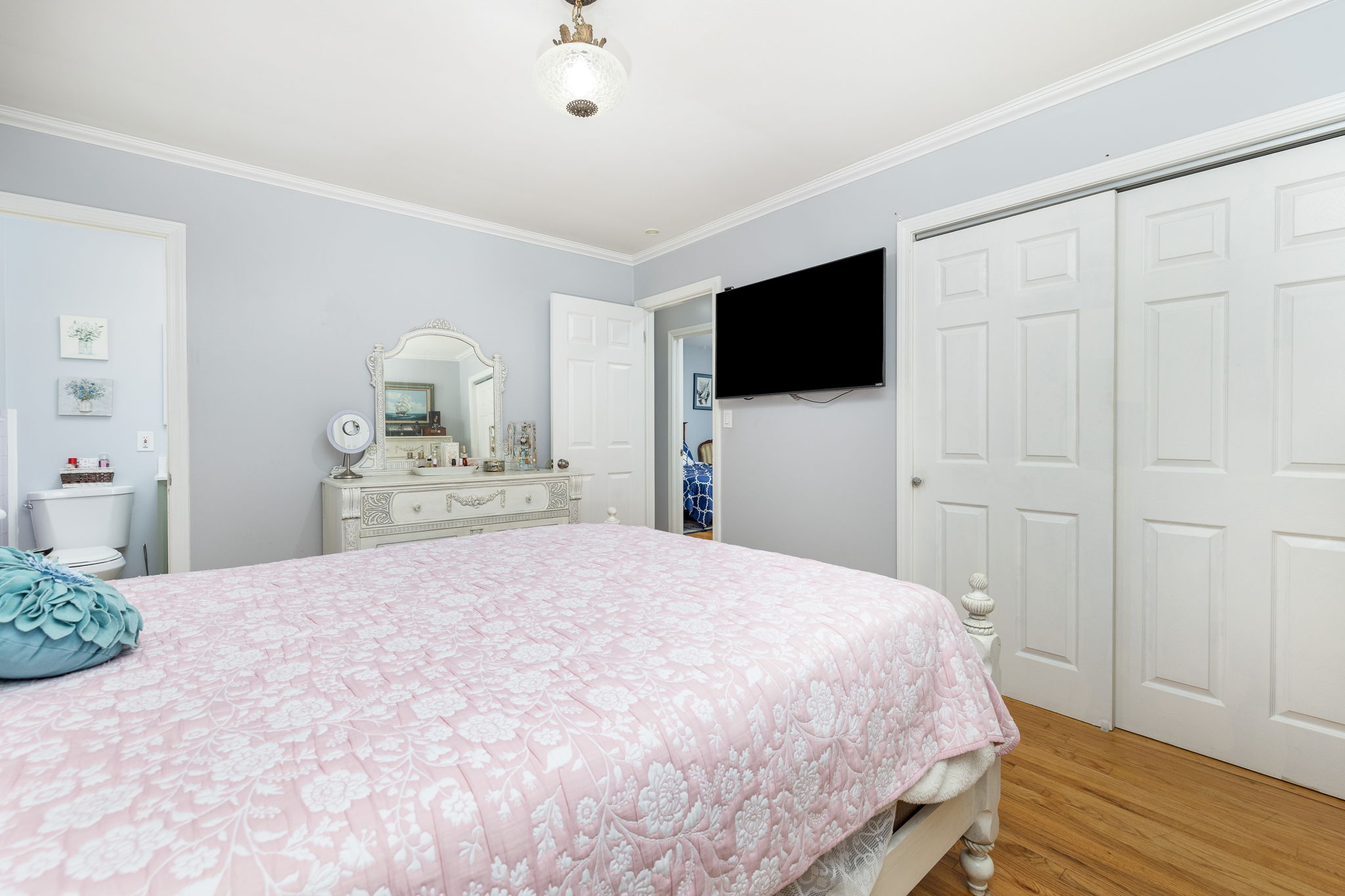  Photo 37
